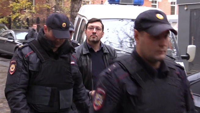 Иван Миронов: Александра Белова переводят обратно в СИЗО