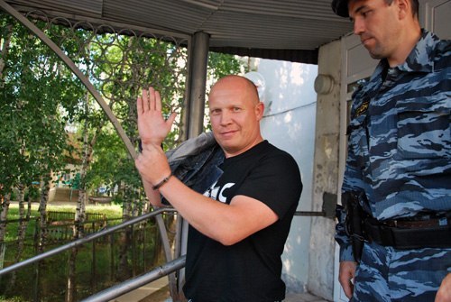 Александр Белов выступил в защиту политузника Алексея Колегова